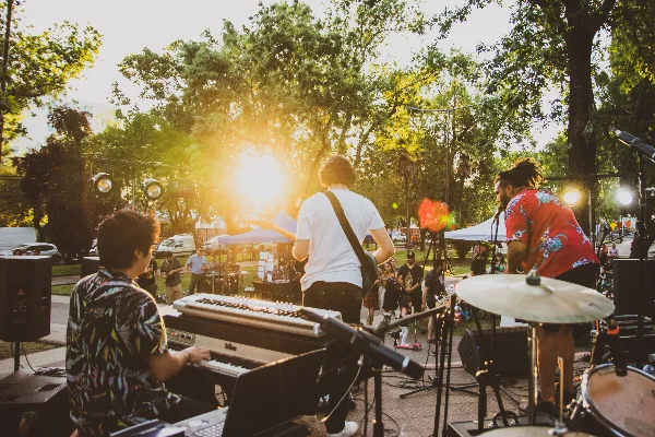 concert camping dans la Manche proche de Cherbourg-en-Cotentin